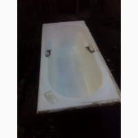 Продам ванну чугунную б/у длина- 1 метр 70 см
