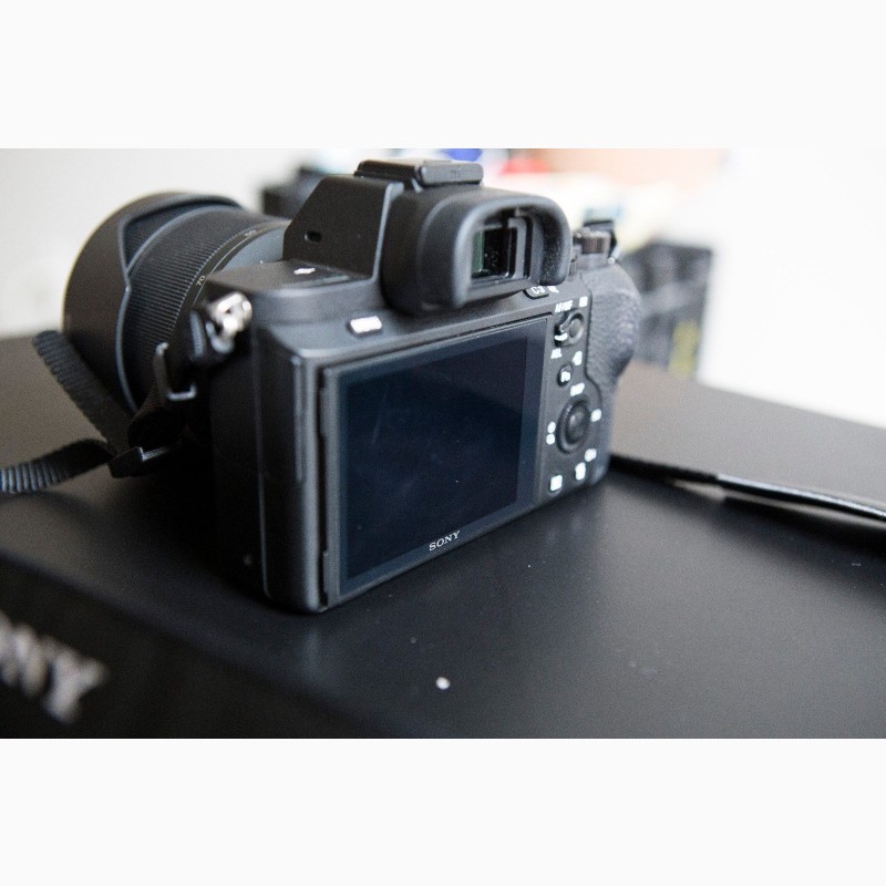 Фото 5. Sony Alpha a7R II цифровая камера + Sony Vario-Tessar T FE 24-70mm