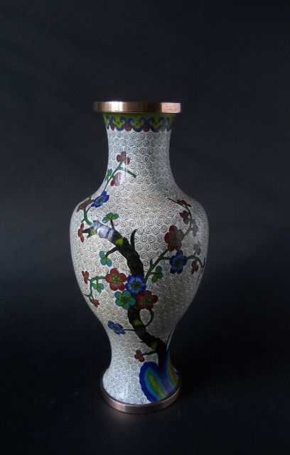 Фото 2. Винтажная Китайская декоративная ваза с изображением сакуры