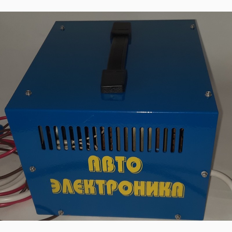 Фото 3. Пуско- зарядное устройство ручной сборки.Украина
