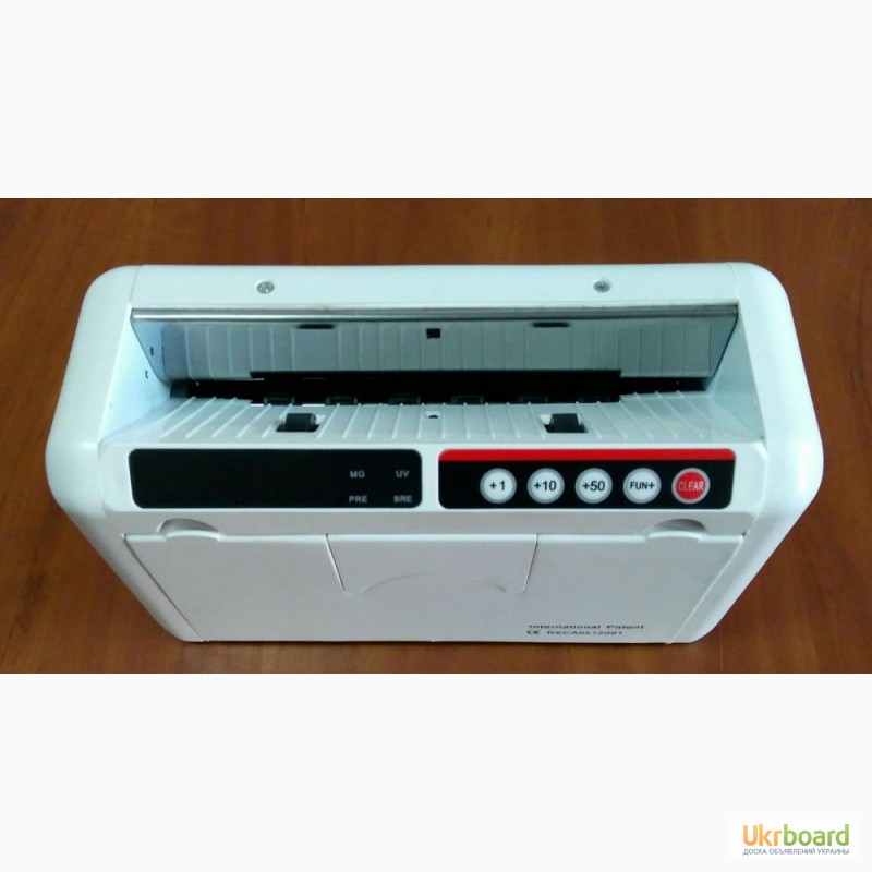 Фото 8. Мультивалютная счетная машинка для денег с детектором валют и АКБ