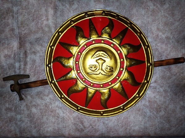 Славянский щит Ярило и шлем