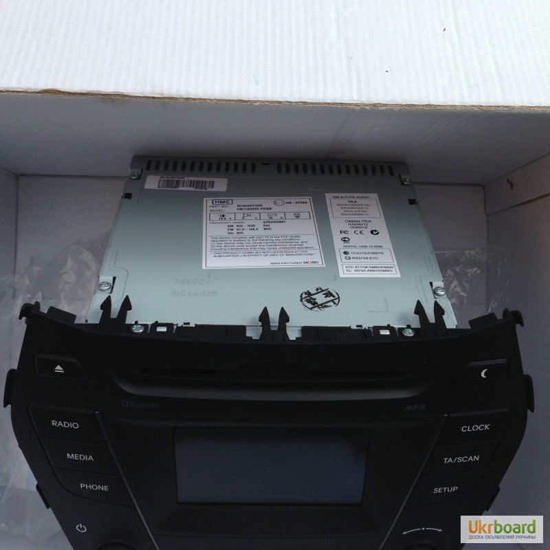 Фото 3. Штатная магнитола с сенсорным дисплеем Hyundai Santa Fe+, IX45
