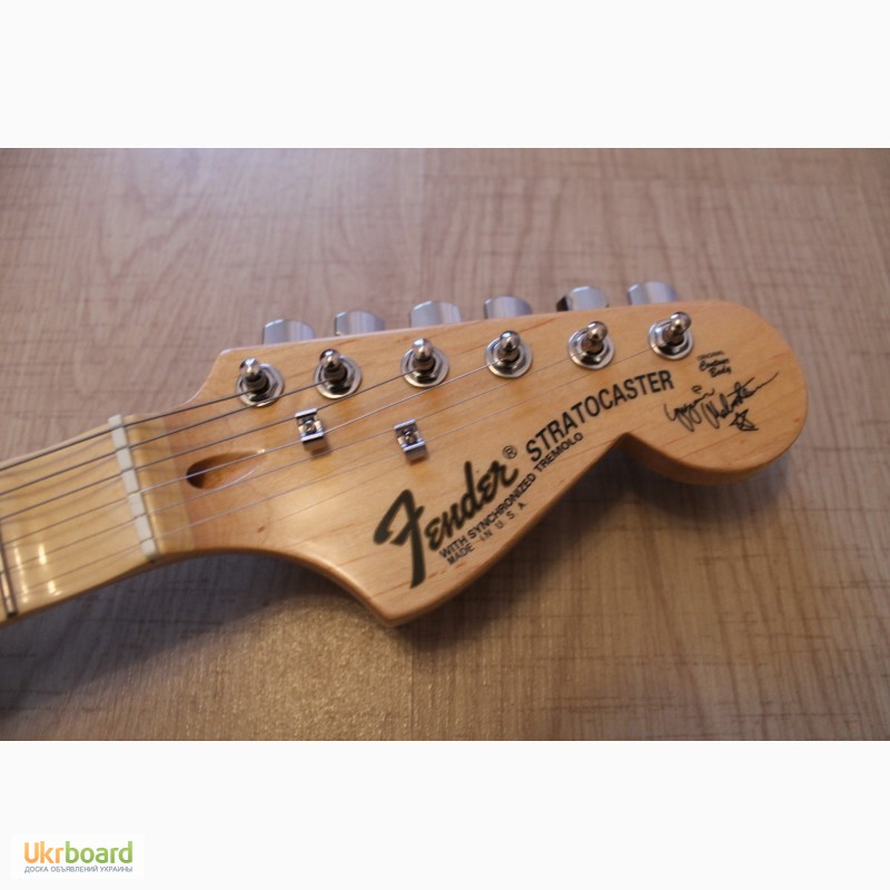 Фото 5. Электрогитара Fender Stratocaster YJM скалопирован
