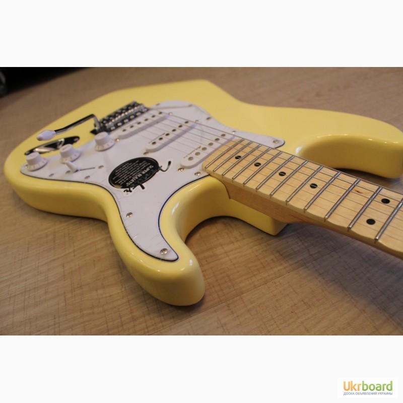 Фото 6. Электрогитара Fender Stratocaster YJM скалопирован