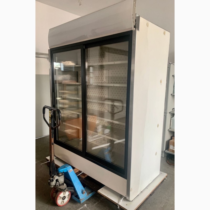 Холодильна шафа IGLOO KING 1, 6 м закритий з агрегатом