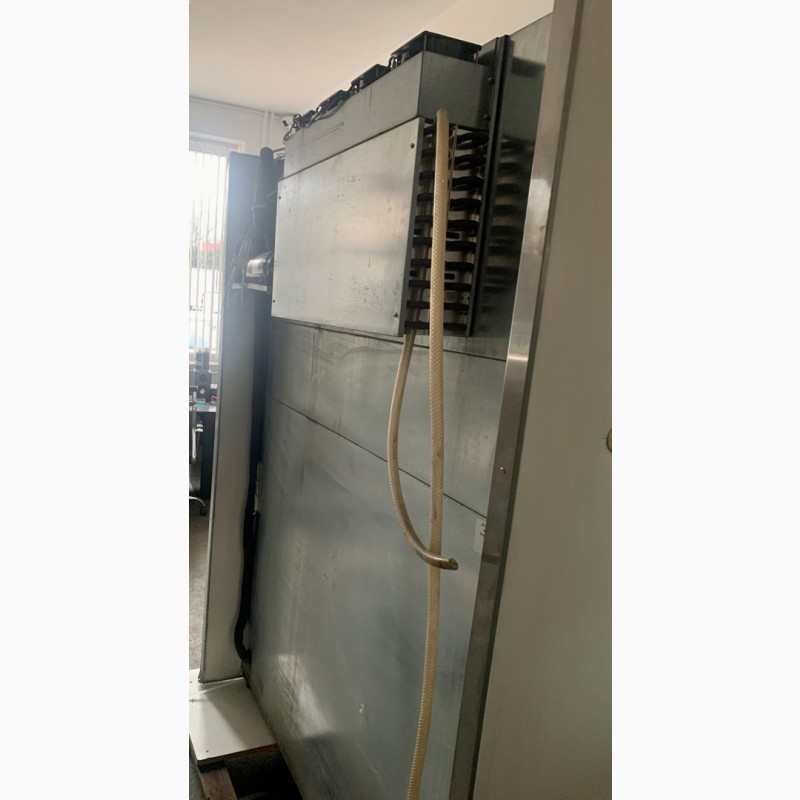Фото 3. Холодильна шафа IGLOO KING 1, 6 м закритий з агрегатом