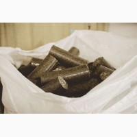 Качественные топливные брикеты из лузги подсолнуха нестро в мешках с доставкой в Запорожь