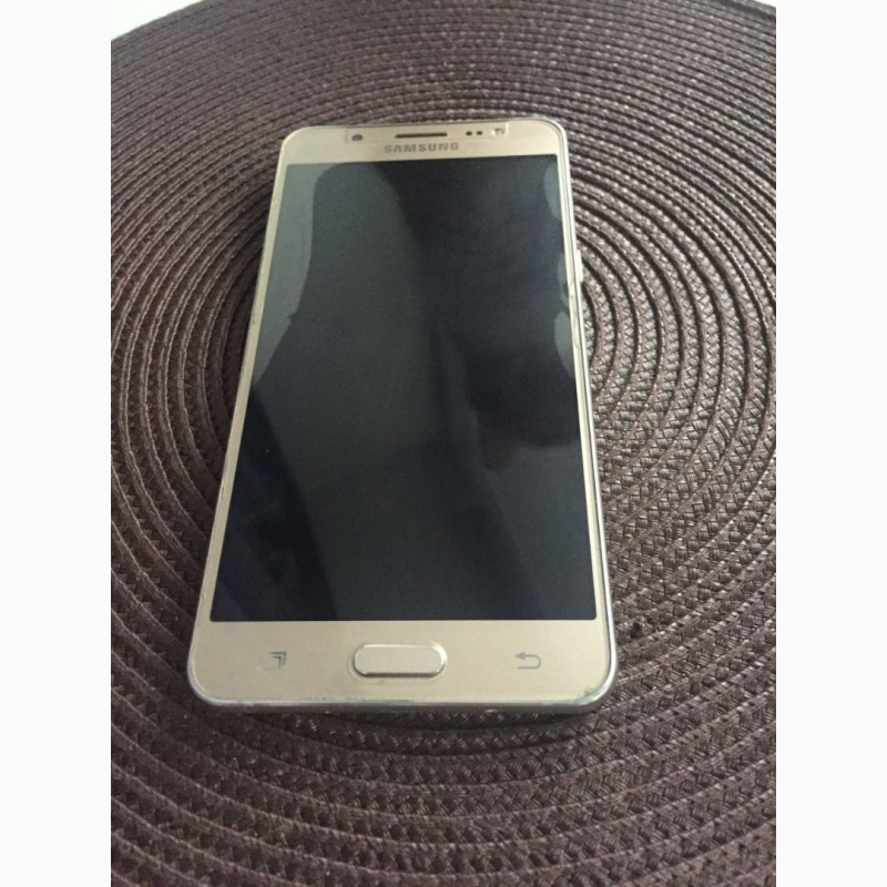 Фото 4. Смартфон Samsung J510H/DS Galaxy J5 (2016) Gold