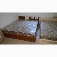 Дешеві нові двоспальні ліжка з матрасами