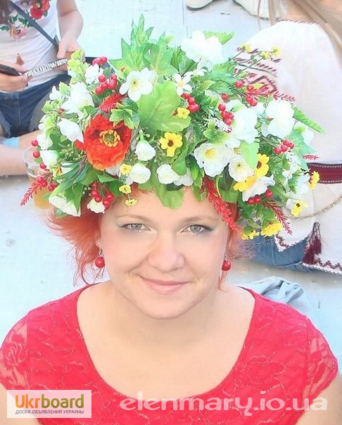 Фото 10. Венок Украинский, венок на обруче, дизайнерские веночки из живых и искусственных цветов