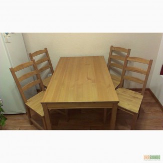 Прода деревяний стіл +4 стільця(з спинкою)