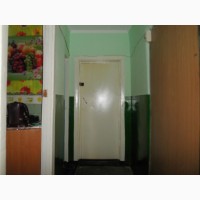 Купите комнату в общежитии по ул. Ярославская (рядом с автомобильным рынком). 5 этаж