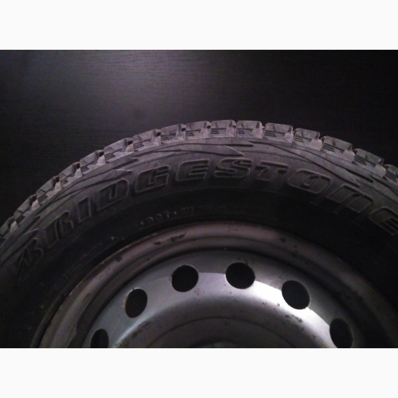 Фото 3. Комплект колес на Трафик R16 зима 215/65 Bridgestone