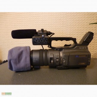 Продам профессиональную видеокамеру Sony DSR-PD150P