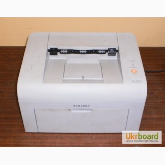 Лазерный чёрно-белый принтер Samsung ML-2015 б/у