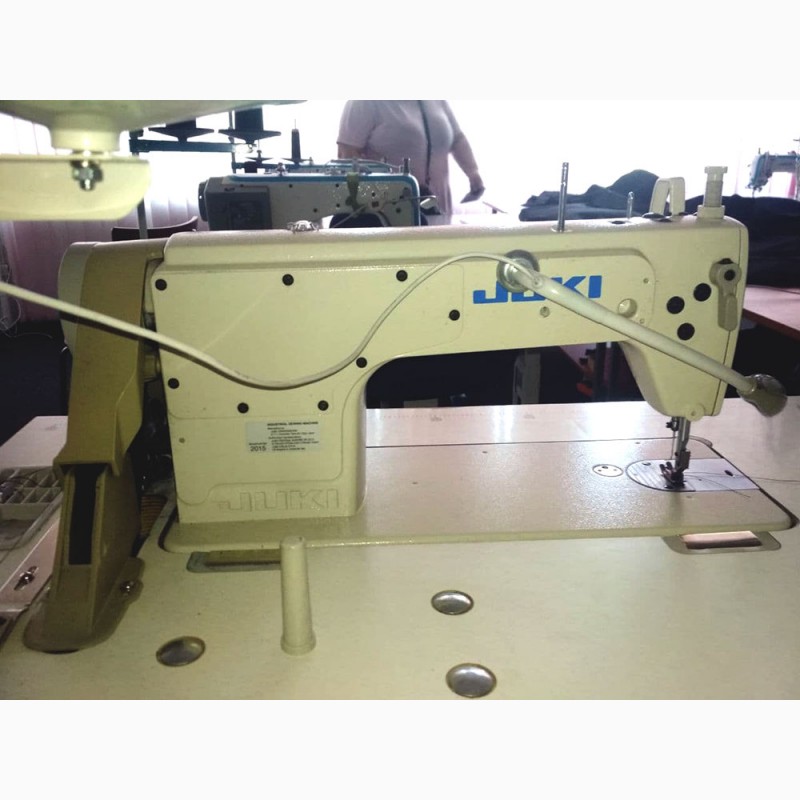 Фото 4. Juki DDL-8100e Універсальна швейна машина