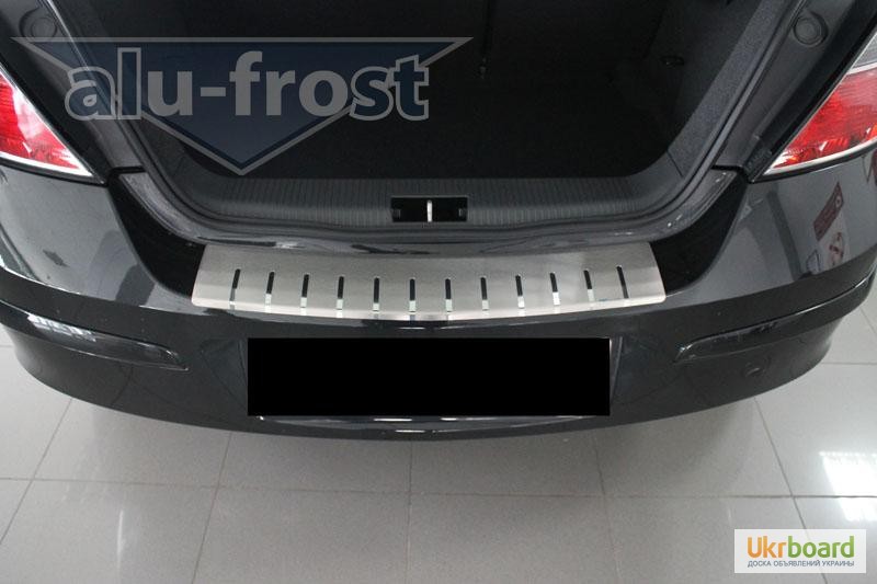 Фото 5. Тюнинг продам накладку на задний бампер Opel Astra H 5D 2004-2009