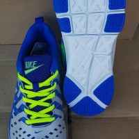 Кроссовки Nike 5. 0