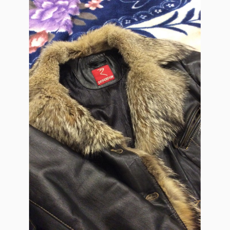 Фото 2. Стильная кожанная куртка с натуральным мехом
