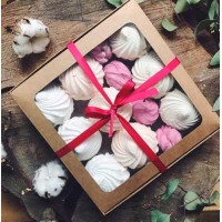 Подарок девушке на 14 февраля - сладкий набор макарунс Киев, подарок на день валентина