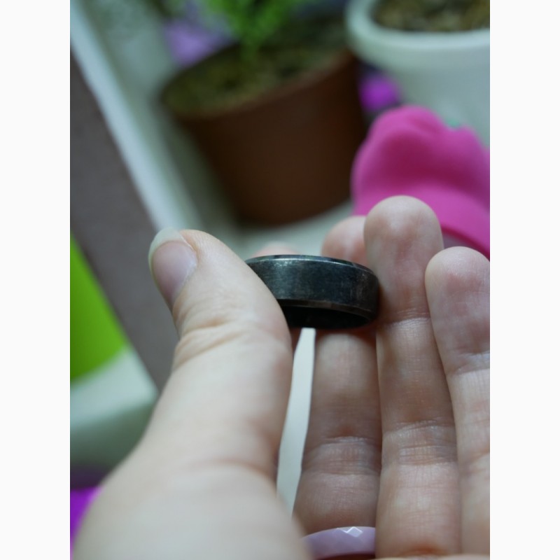 Фото 2. Черное матовое титановое кольцо в гранж стиле, унисекс 16 и 20 размер