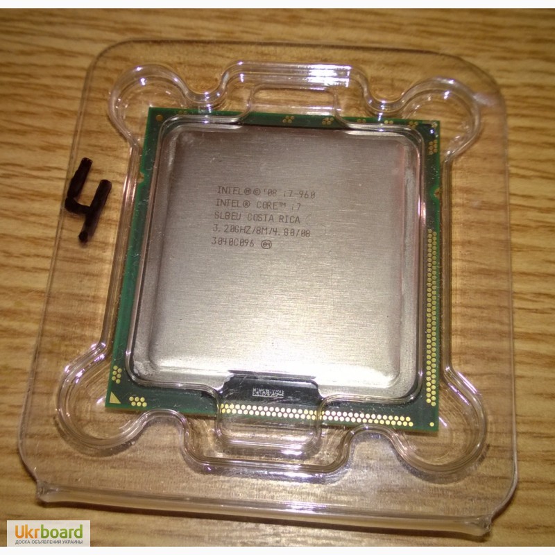 Фото 7. Процессор Intel Core i7-960 (BOX)