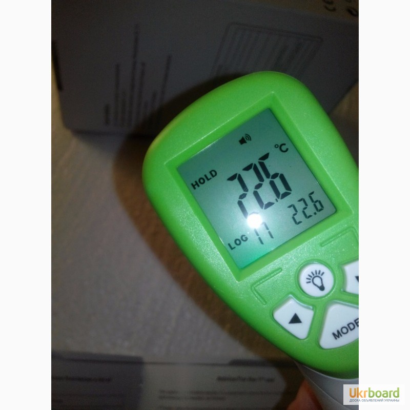 Фото 9. Бесконтактный инфракрасный термометр (с питанием от 2-х ААА 1, 5 В)