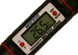 Фото 4. Цифровой термометр со щупом и иглой