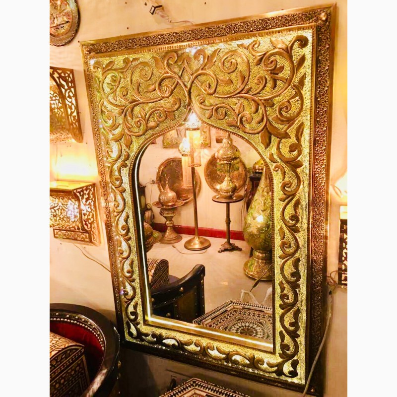 Фото 10. Зеркала и светильники в Марокканском стиле