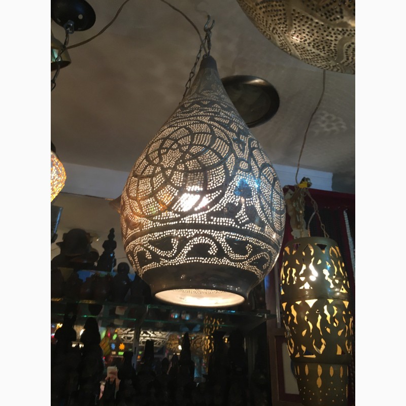 Фото 4. Зеркала и светильники в Марокканском стиле
