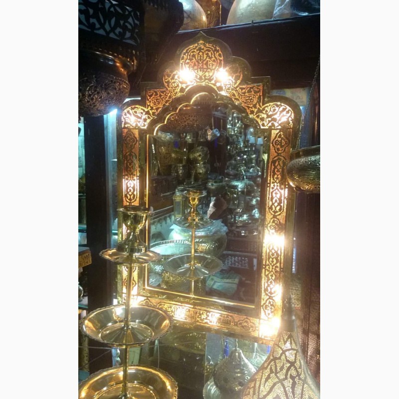Фото 8. Зеркала и светильники в Марокканском стиле