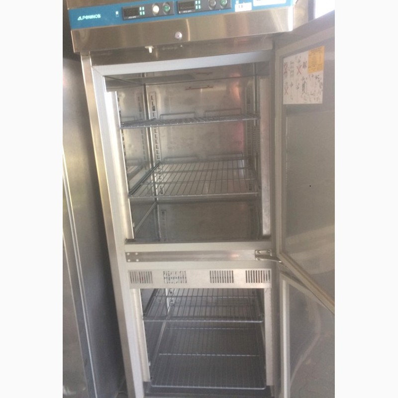 Фото 3. Холодильник шкаф холодильно-морозильный Electrolux морозилка