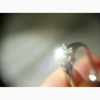 Кольцо с бриллиантами 0. 14 карата