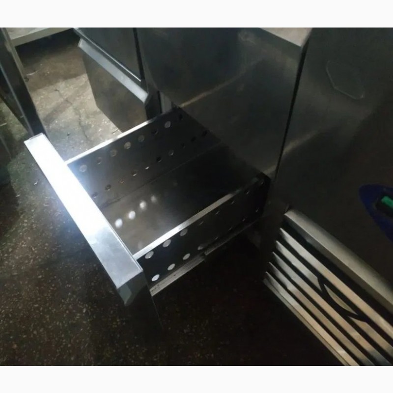 Фото 3. Стол холодильный б/у 4 ящика DESMON TSM2-A-2Q для кафе ресторана