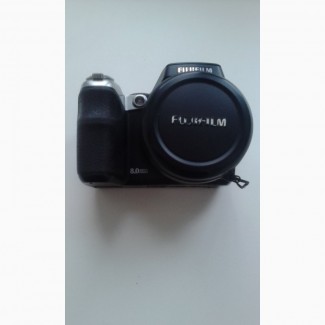 Продам фотоаппарат зум Fujifilm