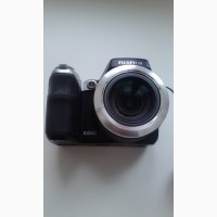 Продам фотоаппарат зум Fujifilm