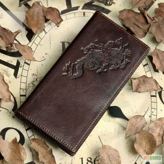 Продается стильное удобное мужское кожаное портмоне с тиснением Dragon