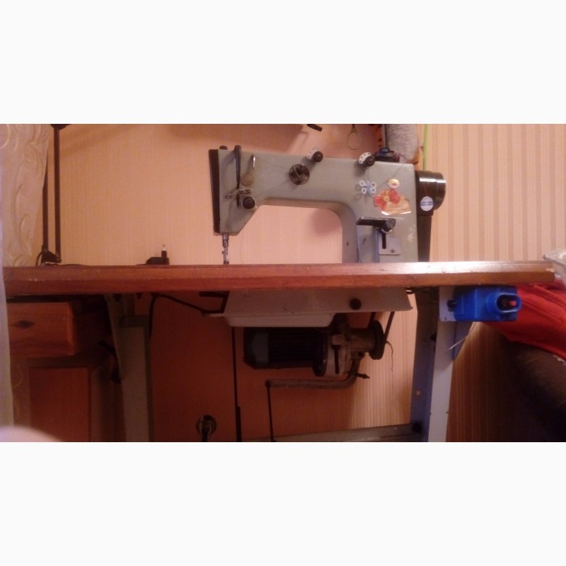 Промышленная швейная машинка 1022M
