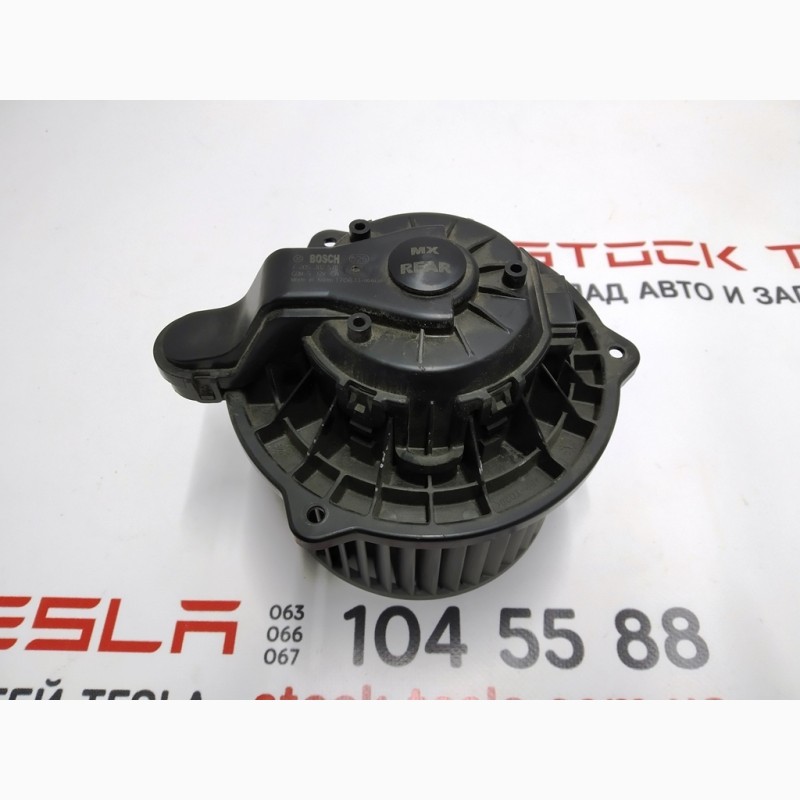 Фото 3. Электродвигатель печки задней в сборе с крыльчаткой Tesla model X 1023883-0