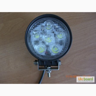 Светодиодные фары LED 2205-60 W Spot (дальний)