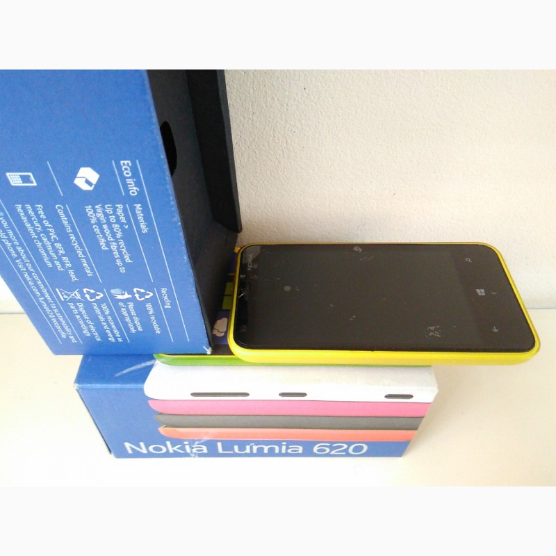Купити дешево смартфон Nokia Lumia 620, фото, опис, ціна