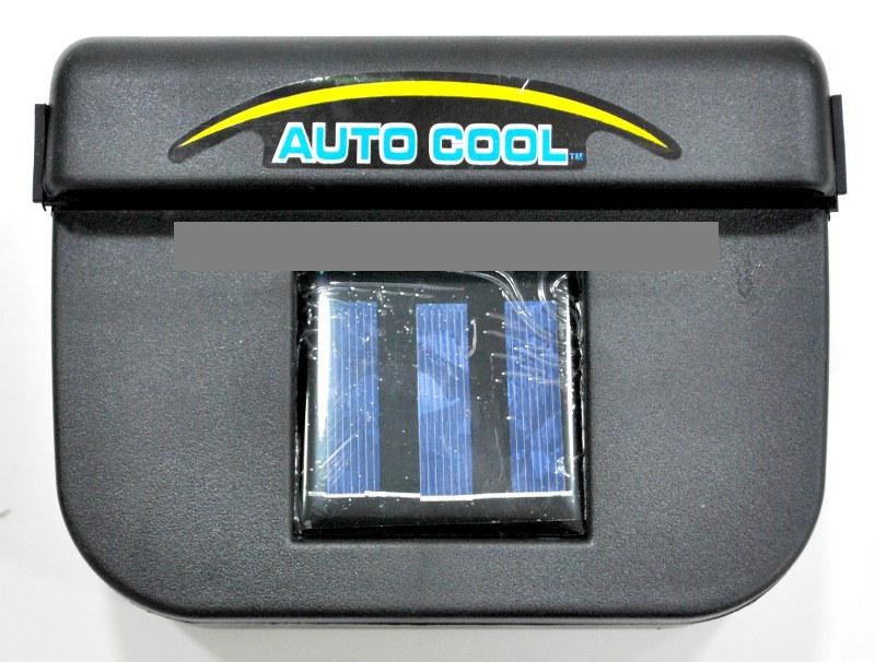 Фото 3. Автомобильный вентилятор на солнечной батарее Auto Cool Solar Ventilation System