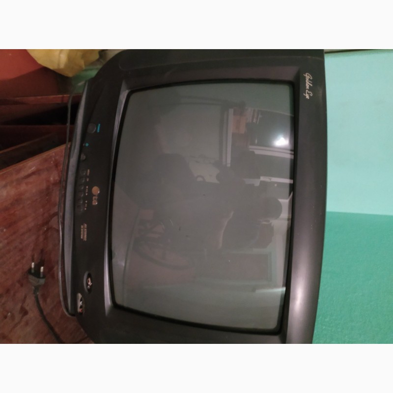 Продам б/у телевизоры Panasonic и LG аналоговое в рабочем состоянии