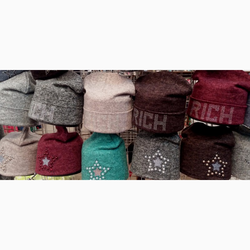 Фото 3. Зимние модные тёплые шапочки на флисе для подростков RICH и звёзды, объём 50-58 см