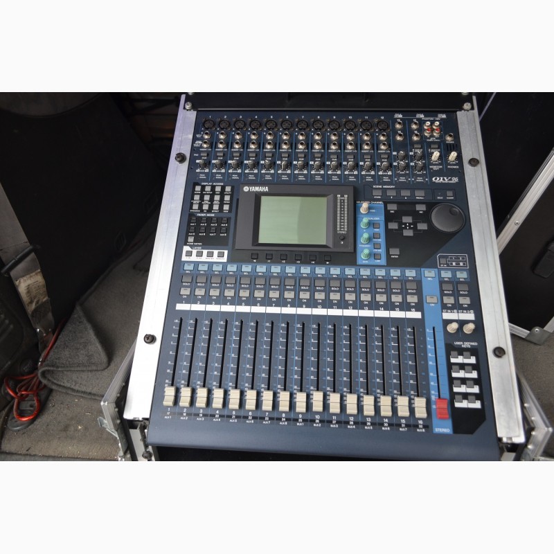 Фото 2. Цифровий мікшерний пульт Yamaha 01V96-V2(Behringer, Mackie, Soundcraft, Dynacord)