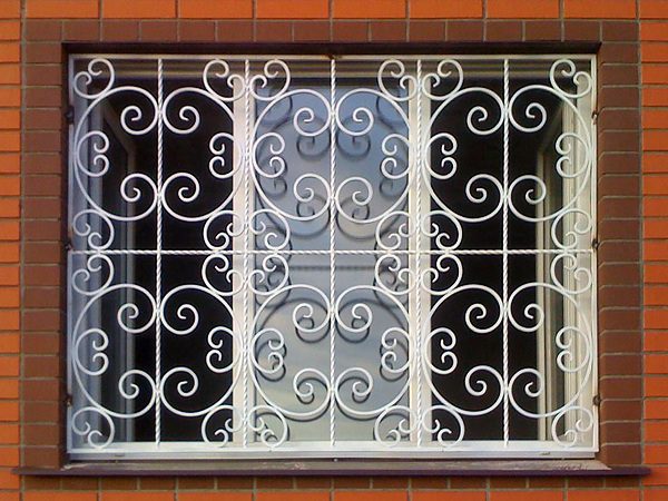 Фото 4. Решетки на окна