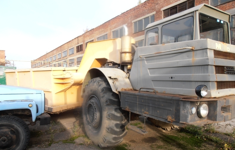 Фото 3. Продаем колесный каток ДУ-16Д, 30 тонн, МоАЗ 6442, 1989 г.в
