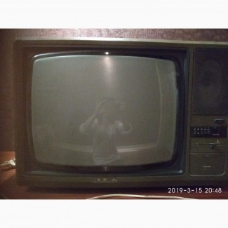 Продам цветной телевизор Березка в хорошем рабочем состоянии б/у