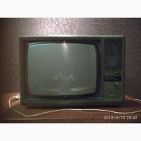 Продам цветной телевизор Березка в хорошем рабочем состоянии б/у